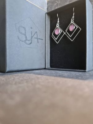 Cosmic Pink oorbellen - vierkant