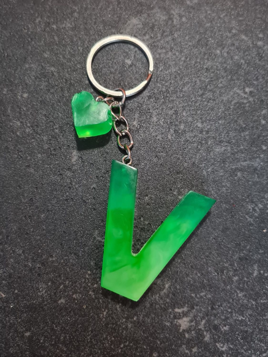 V - Green