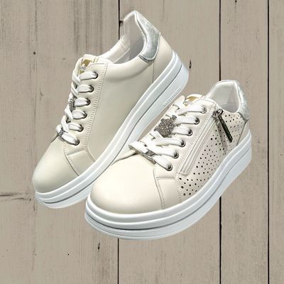 Sneaker