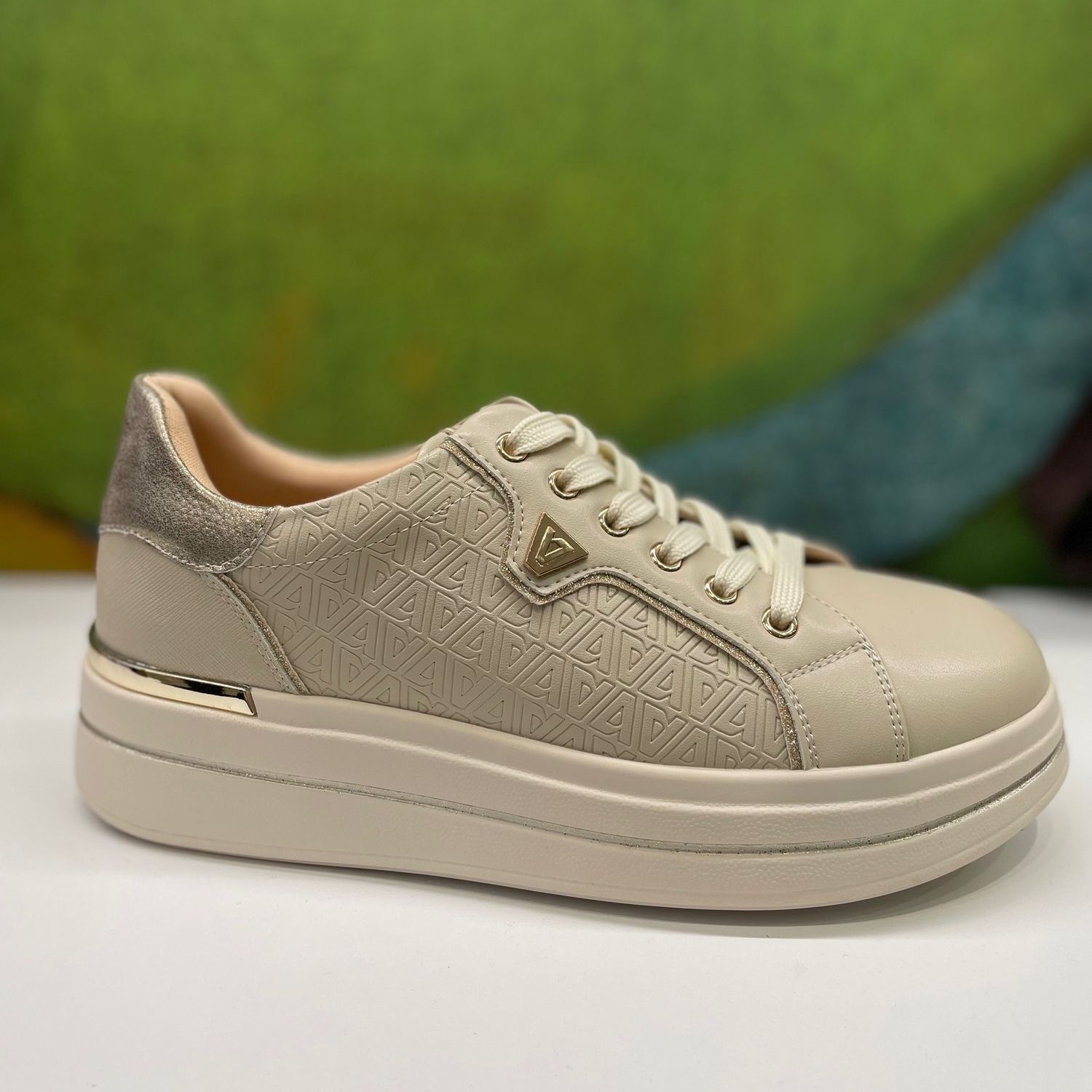 VALLEVERDE 35492L sneaker beige  con platform chiusura a lacci soletta estraibile