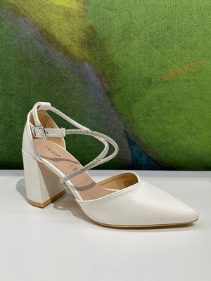 Mary Jane bianca con laccetti incrociati in cristalli tacco a blocchetto soletta memory