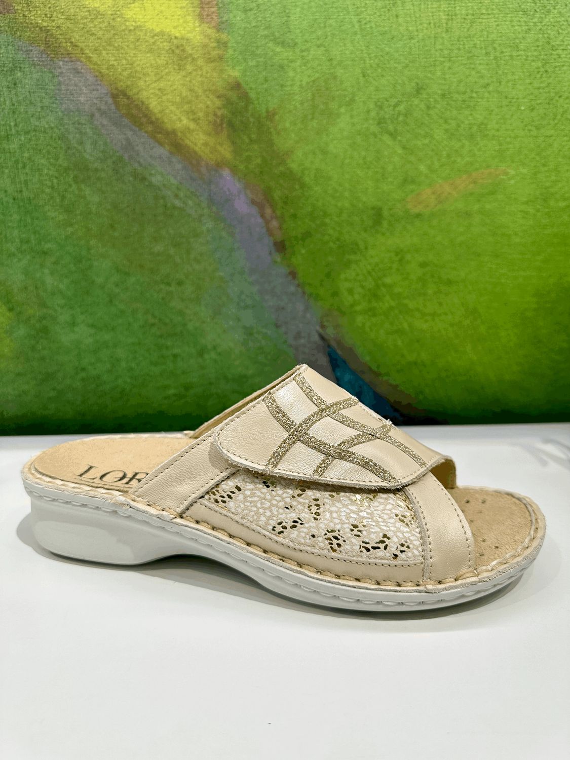 LOREN M3142  ciabatta per donna aperta beige oro elisticizzata soletta estraibile regolabile scalzato