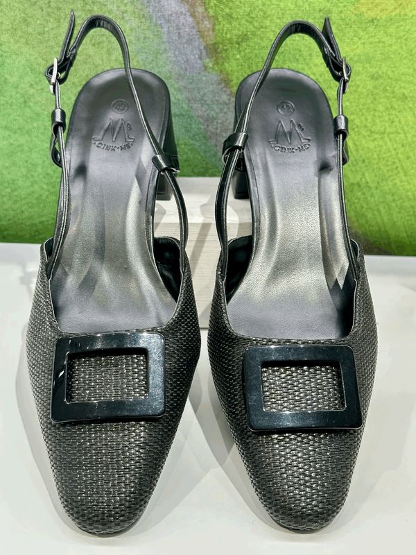 Sling back  in rafia nera con fibbia special numeri grandi dal 41 al 44