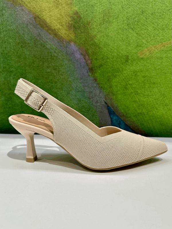 Sling Back in tessuto knit beige con cinturino regolabile elasticizzata tacco 7 cm