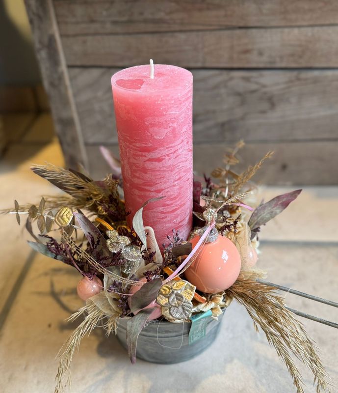 Adventsgesteck "Rosa-Lachs"