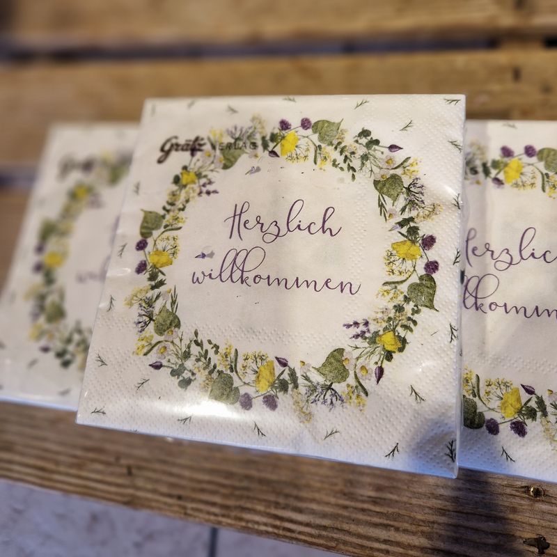Cocktailserviette "Herzlich Willkommen"  (20 Stk) 12.5 cm x 12.5 cm
