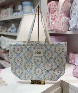 Gamma Phi Beta Insulated Tote