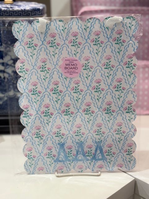 Delta Delta Delta Memo Board