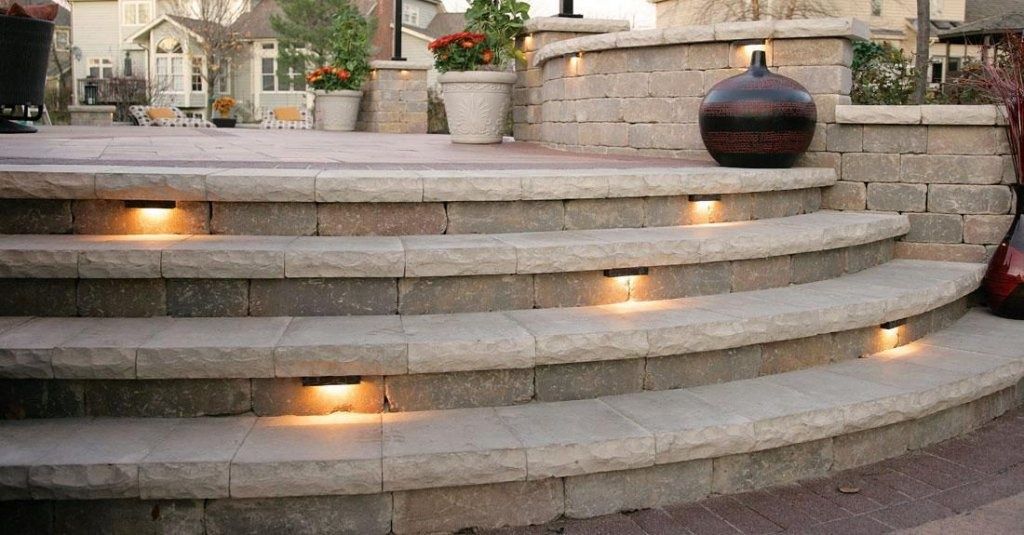 Ledgestone Pillar Cap 24X24 - Grey
