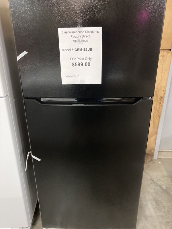 CROSLEY 18.0 Cu. Ft. Refrigerator Black Appliance