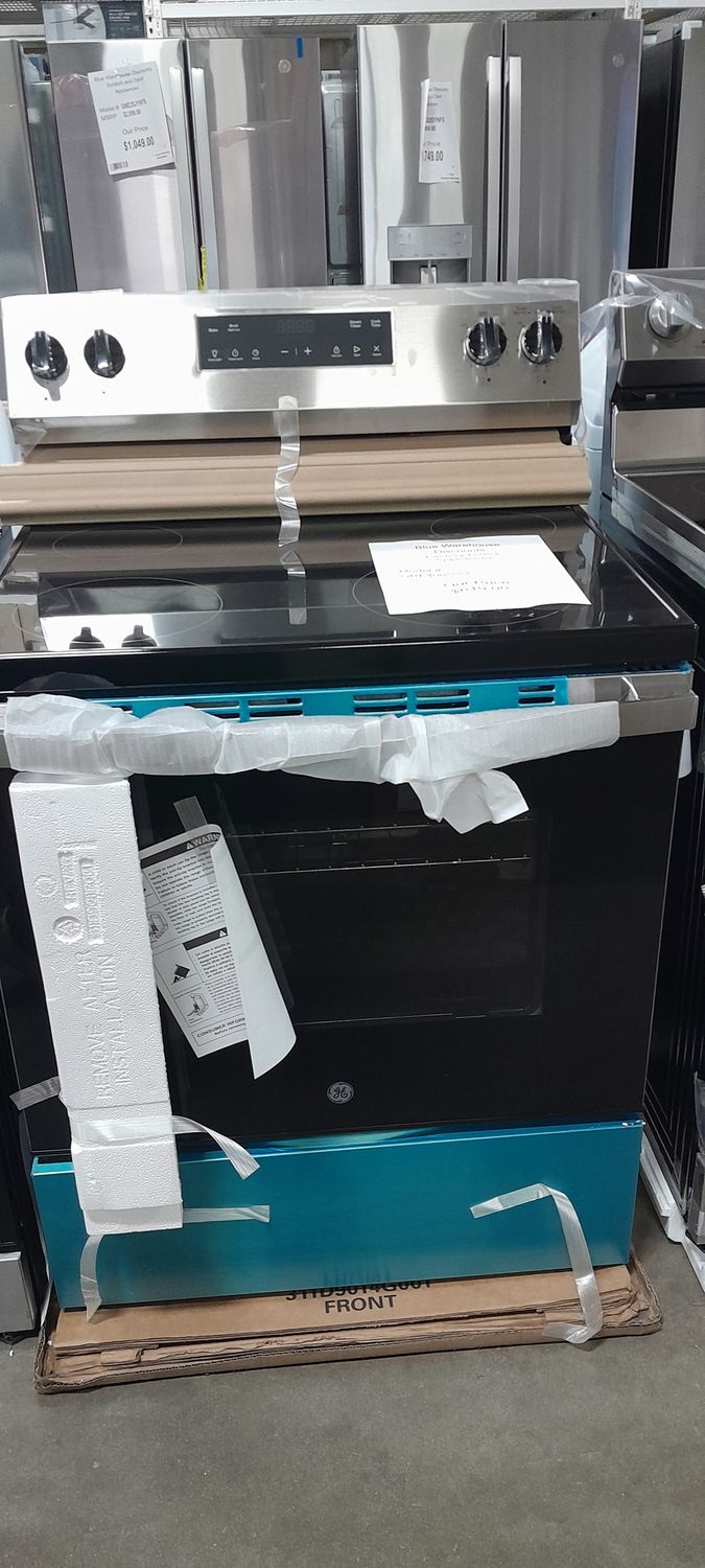 GE Stainless Glasstop Range GRF400SVSS NEW