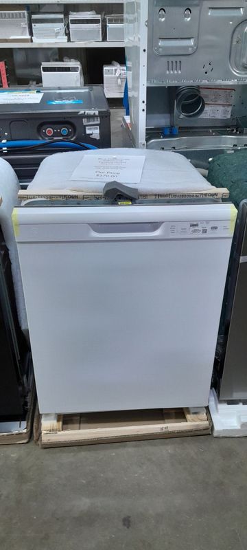 GE Factory Direct GDF535PGRWW White Dishwasher