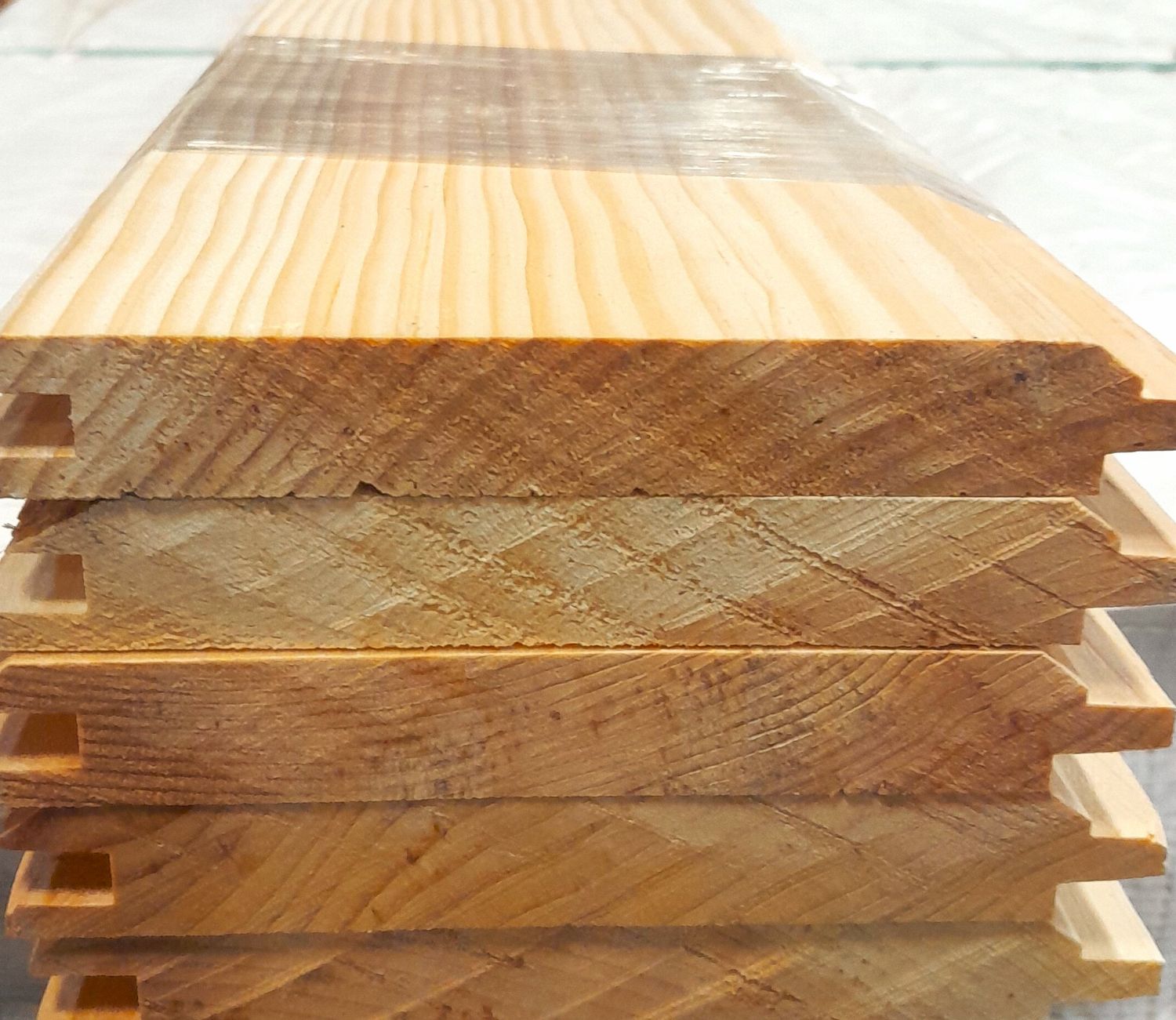 Eastern White Pine WP4/Flat Tongue and Groove 8ft 5-Pack