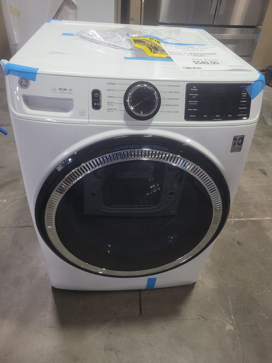 Scratch &amp; Dent GE Frontload Washing Machine GFW550SSNWW