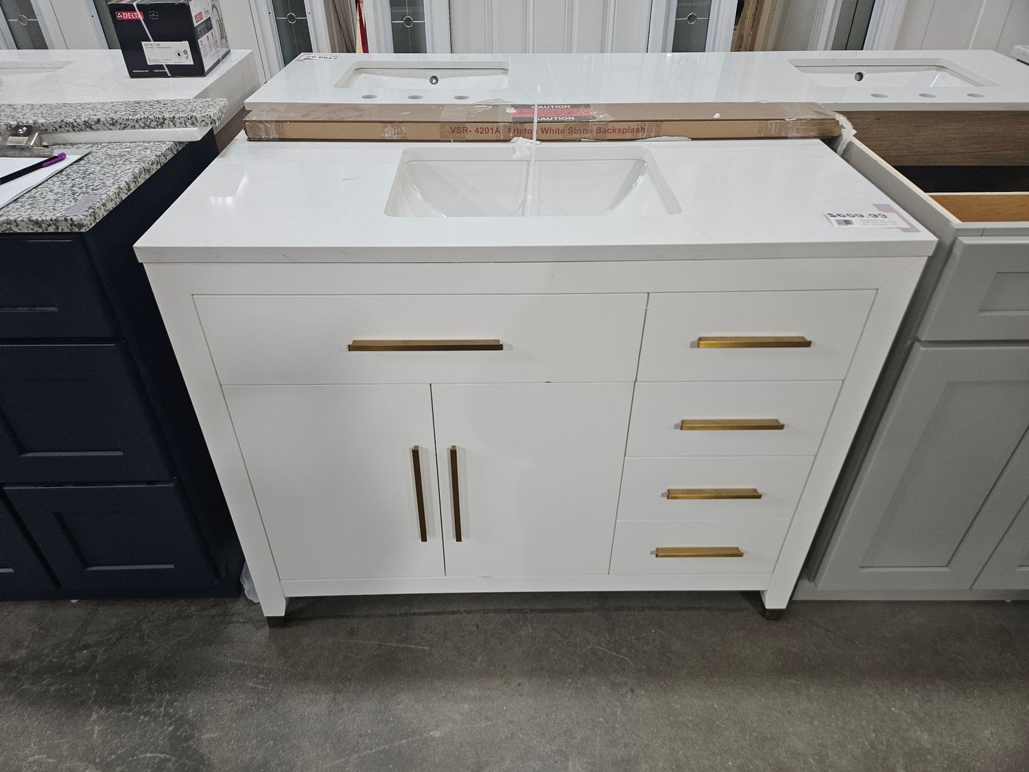 Maddison 42&quot; Vanity W/Top A- Cracked Top