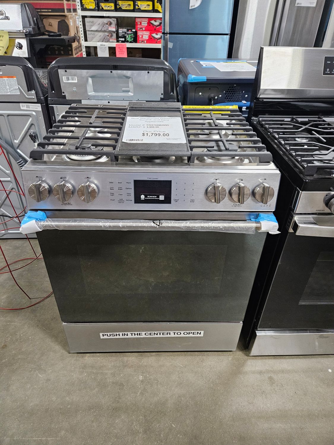 Scratch &amp; Dent GE Cafe Gas Range CGS700M2NS5