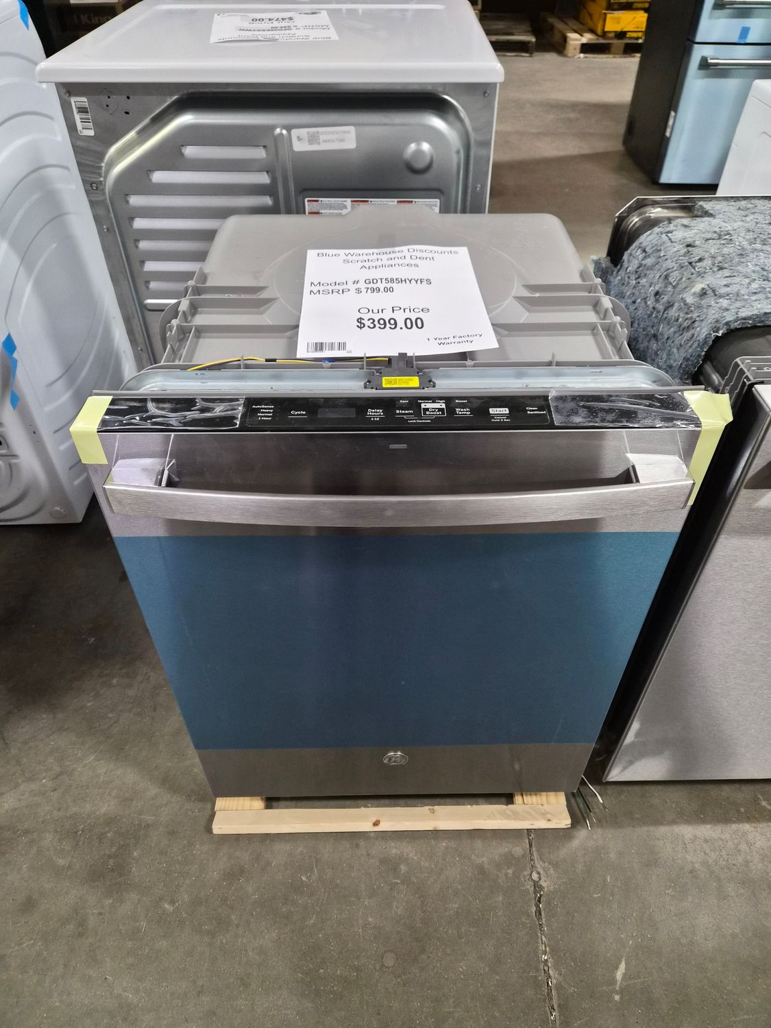 Scratch &amp; Dent GE Dishwasher GDT585HYYFS