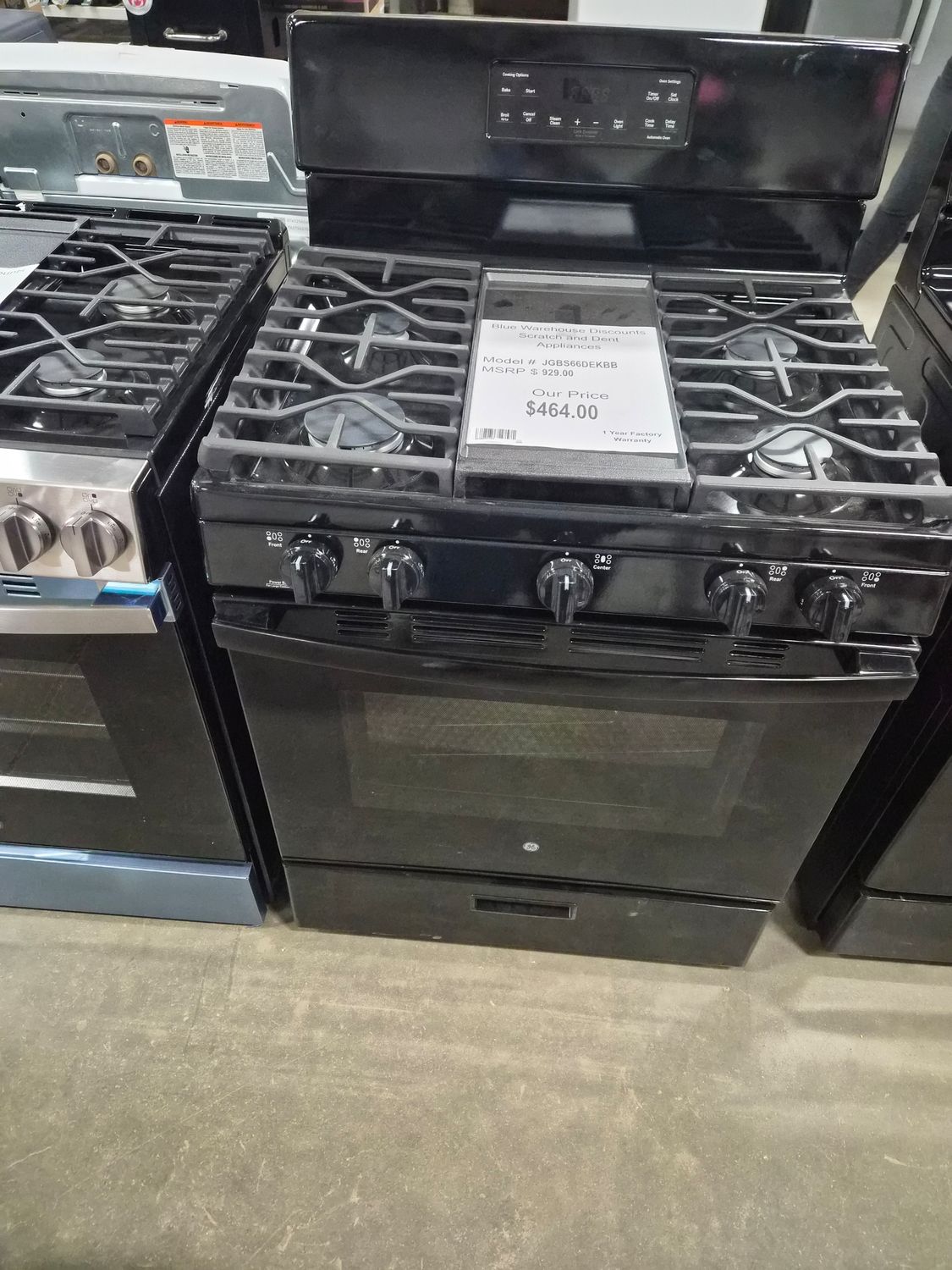 Scratch &amp; Dent GE 30" Free-Standing Gas Range JGBS66DEKBB