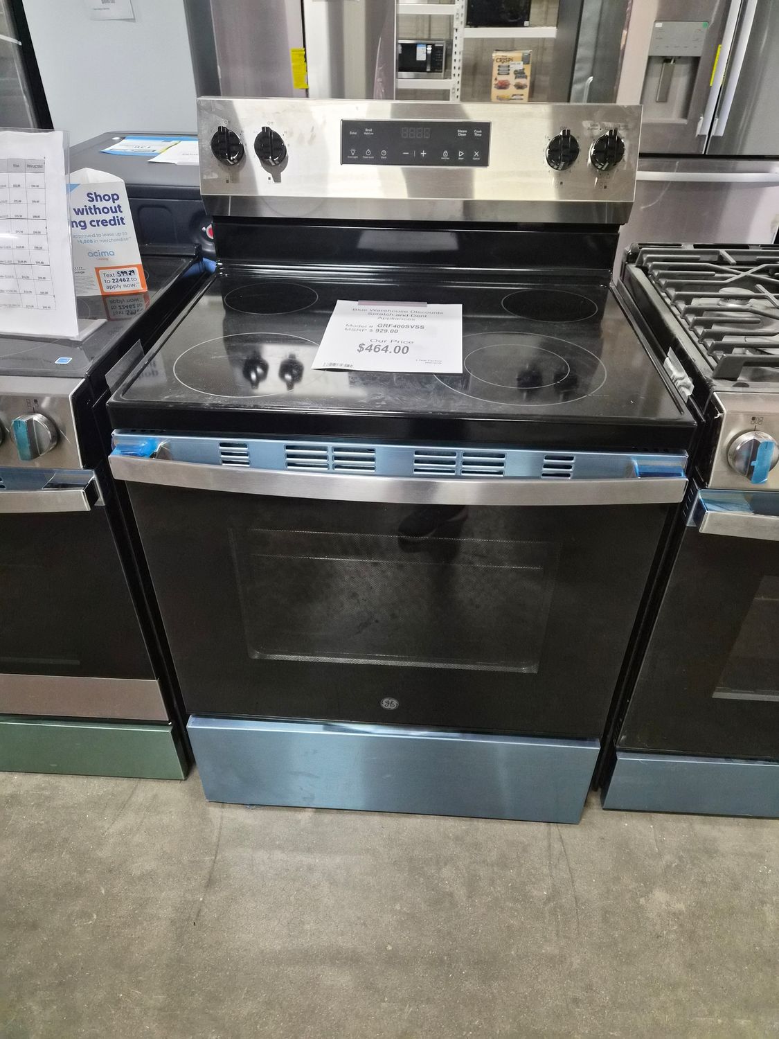Scratch &amp; Dent GE® Electric Range GRF400SVSS