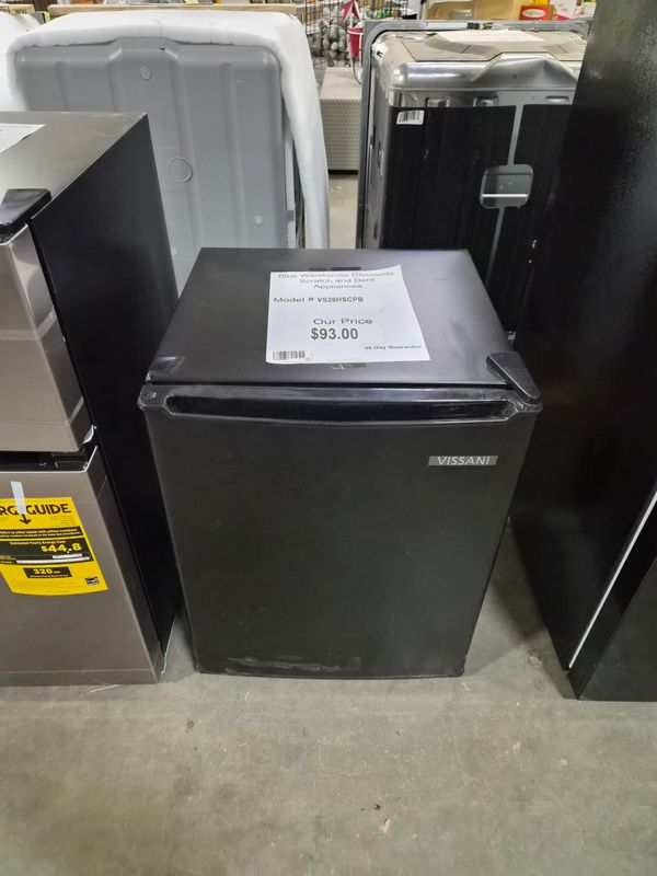 30 Day Scratch &amp; Dent Vissani 2.6 Cuft Mini Refrigerator VS26HSCPB