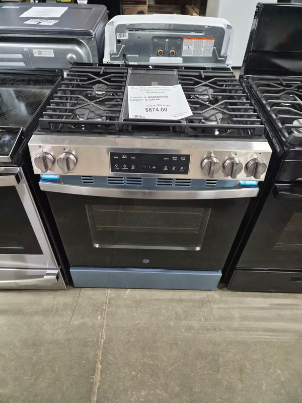 Scratch &amp; Dent GE 30" Slide-In Front Control Gas Range  GGS500SVSS