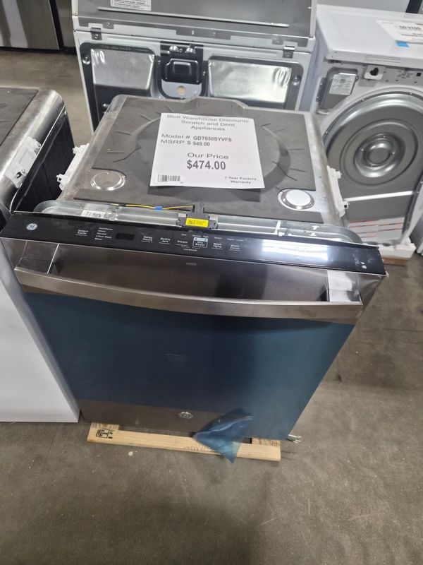 Scratch &amp; Dent GE Dishwasher GDT650SYVFS