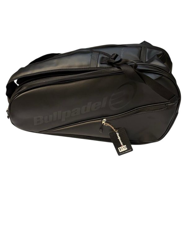 Paletero Bullpadel Negro Casual
