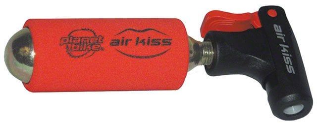 3-25   Planet Bike Air Kiss CO2 Inflator: Includes 16g Threaded Cartridge and Sleeve