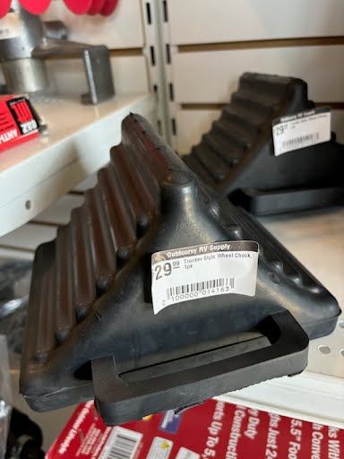 Trucker Style Wheel Chock, 1pk
