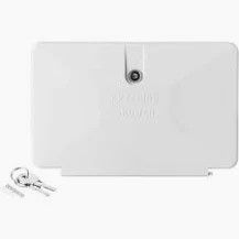 RVexterior shower box door