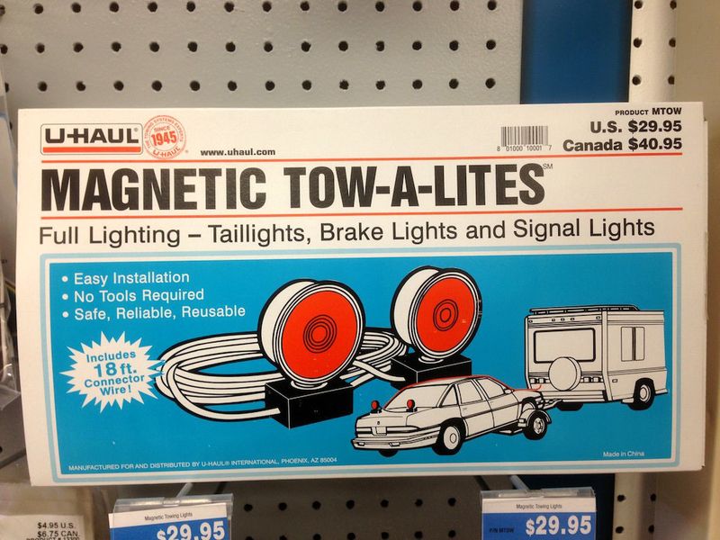 Magnetic Tow-A-Lites