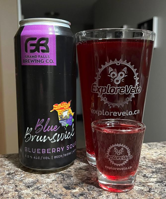 Explore Velo PUB PINT glass w/ logo