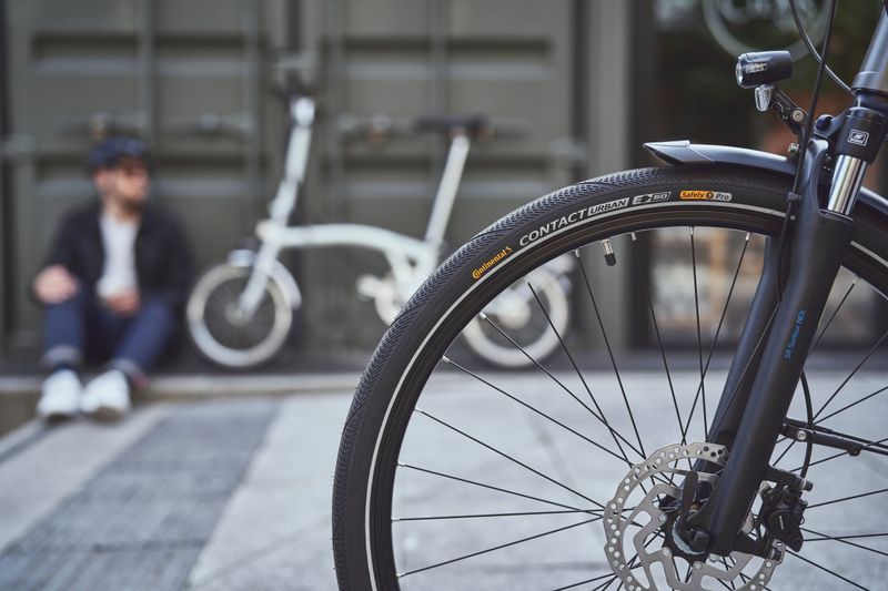 CONTINENTAL Contact Urban Tire Clincher Wire Safety Pro E50