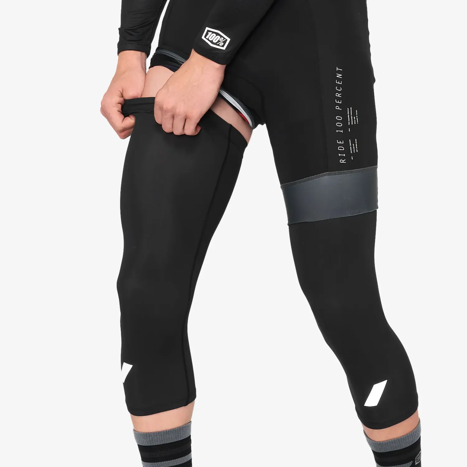 100% Exceeda Knee Warmers/Sleeves Black
