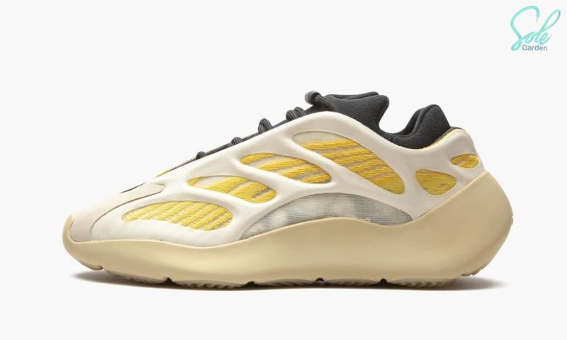 Yeezy 700 V3 &quot;Safflower&quot;