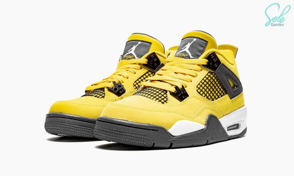 Air Jordan 4 Retro “Lightning”, Size: 4Y