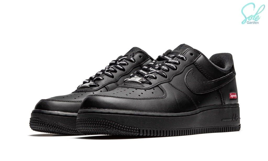 Air Force 1 Low x Supreme  “Black Mini Box Logo”