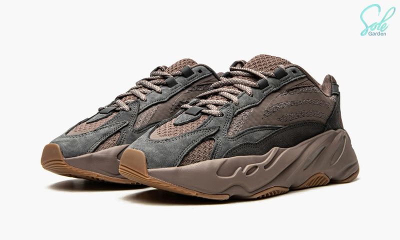 ADIDAS YEEZY BOOST 700 V2 &quot;Mauve&quot;