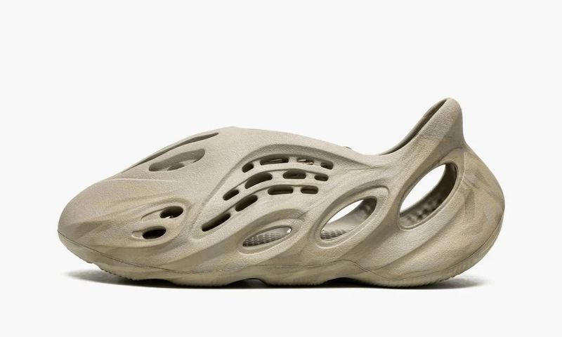 Adidas Yeezy Foam Runner &quot;Stone Sage&quot;