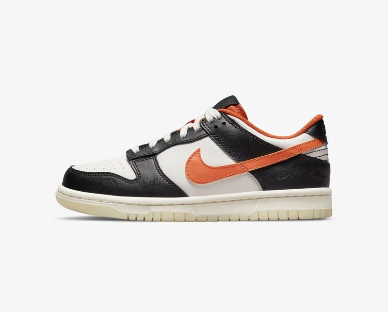 Nike Dunk Low PRM “Halloween 2021”