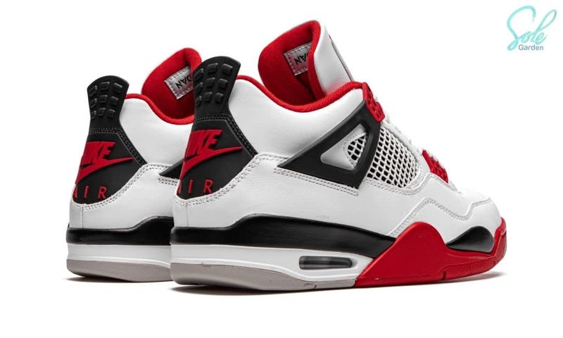 Air Jordan 4 Retro  “Fire Red Nike Air 2020”
