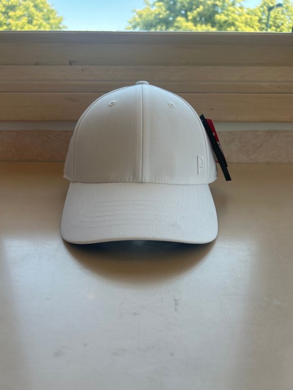 Ponytail P Cap