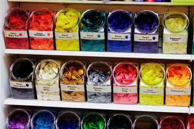 Qualatex Pearl Colours