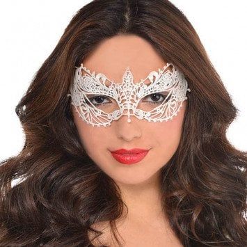 White Lace Mask