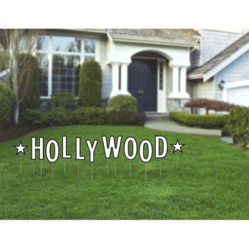 Glitz &amp; Glam Hollywood Yard Stakes