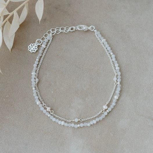 Bethany Bracelet, Color: silver/white moon stone/white pearl