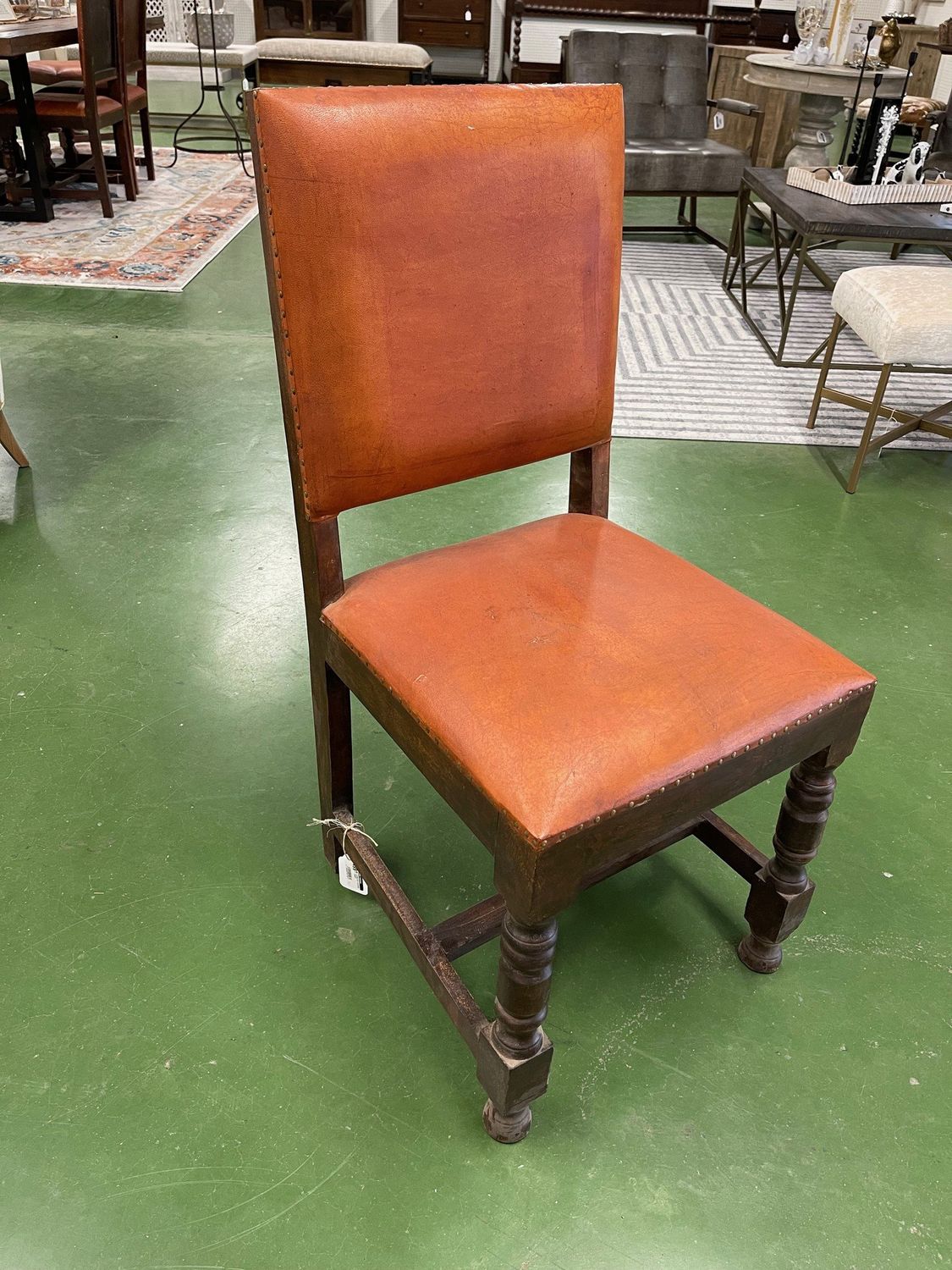 CLOSE OUT LEATHER CHAIR