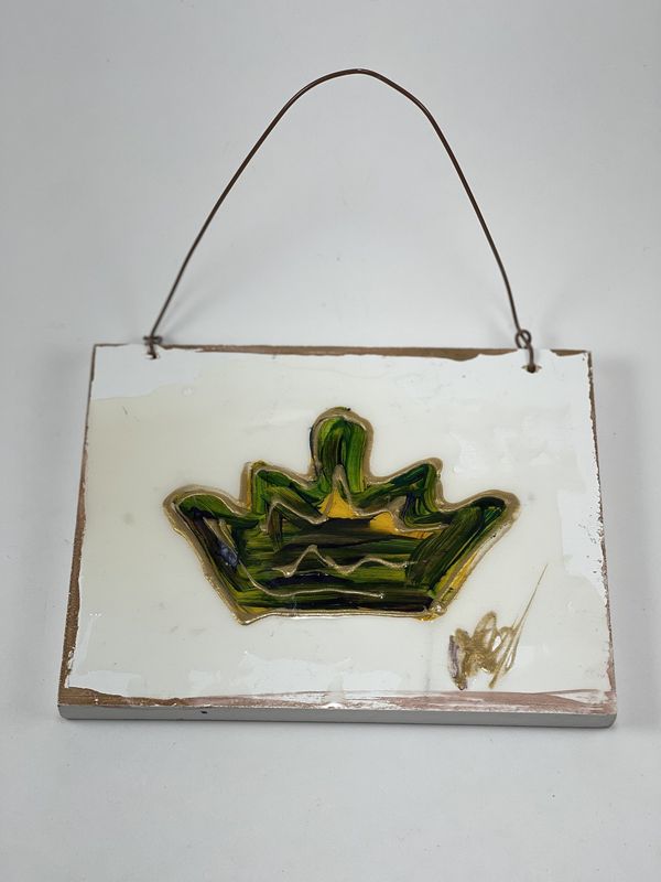 Mardi Gras Hanger