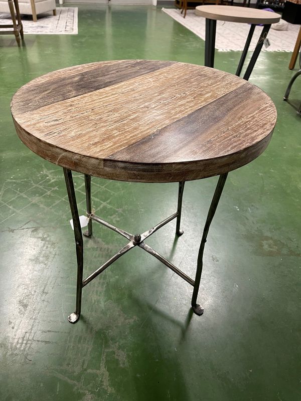 BRADLEY IRON/ WOOD ROUND END TABLE 24 DIA X24X26