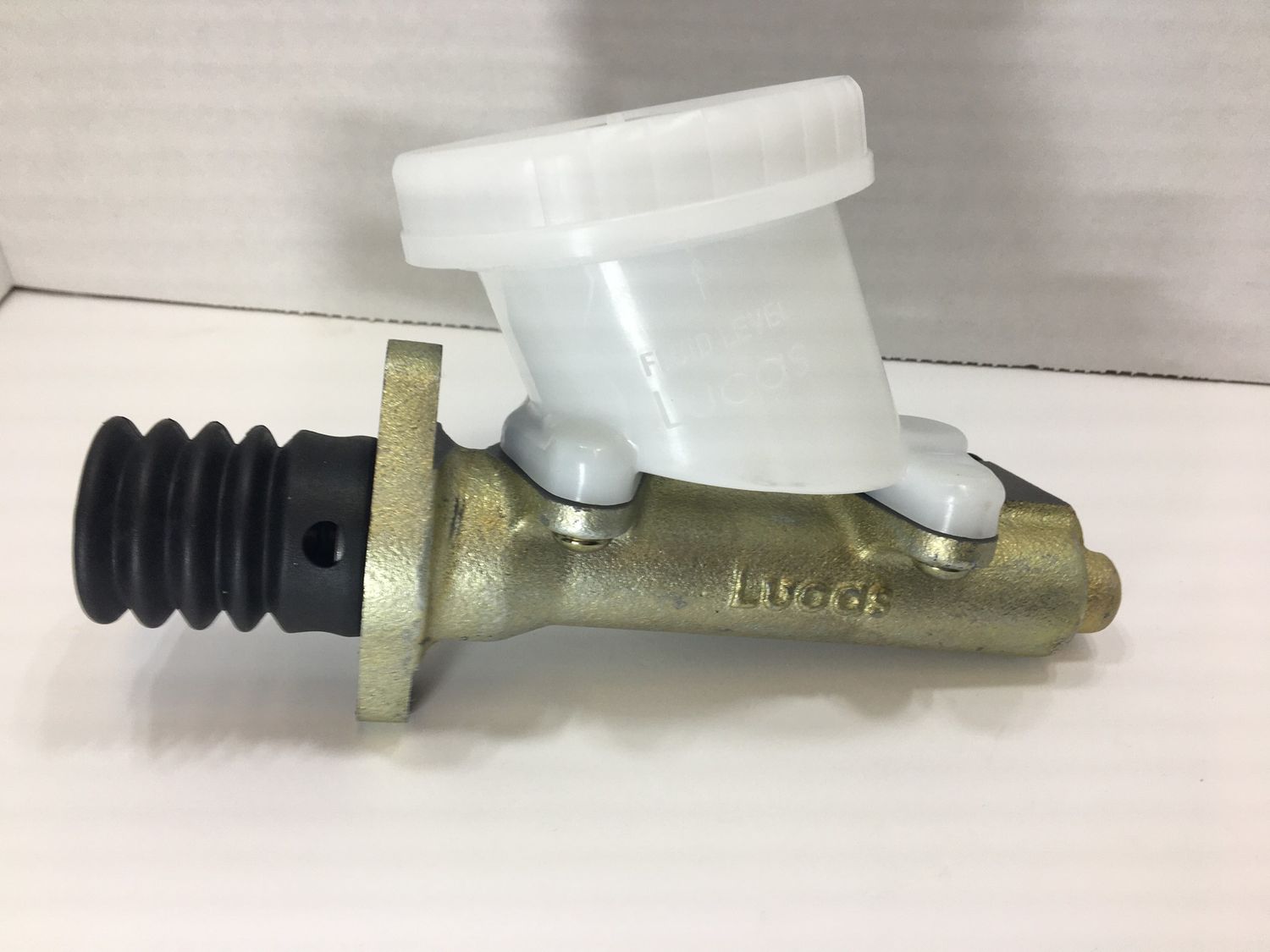MGB 68-74 BRAKE MASTER CYLINDER-TANDEM | CYBRAKELM12744